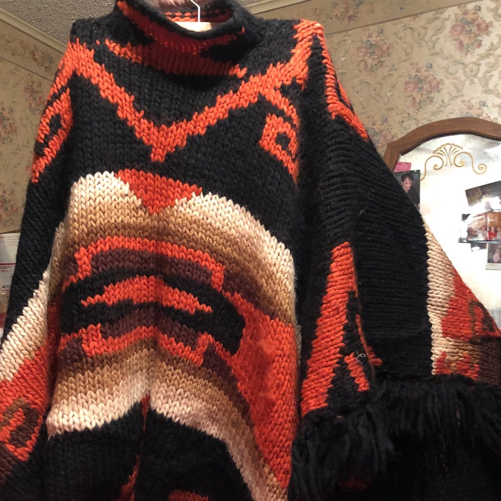 Ralph Lauren hand knitted poncho. Barely worn.